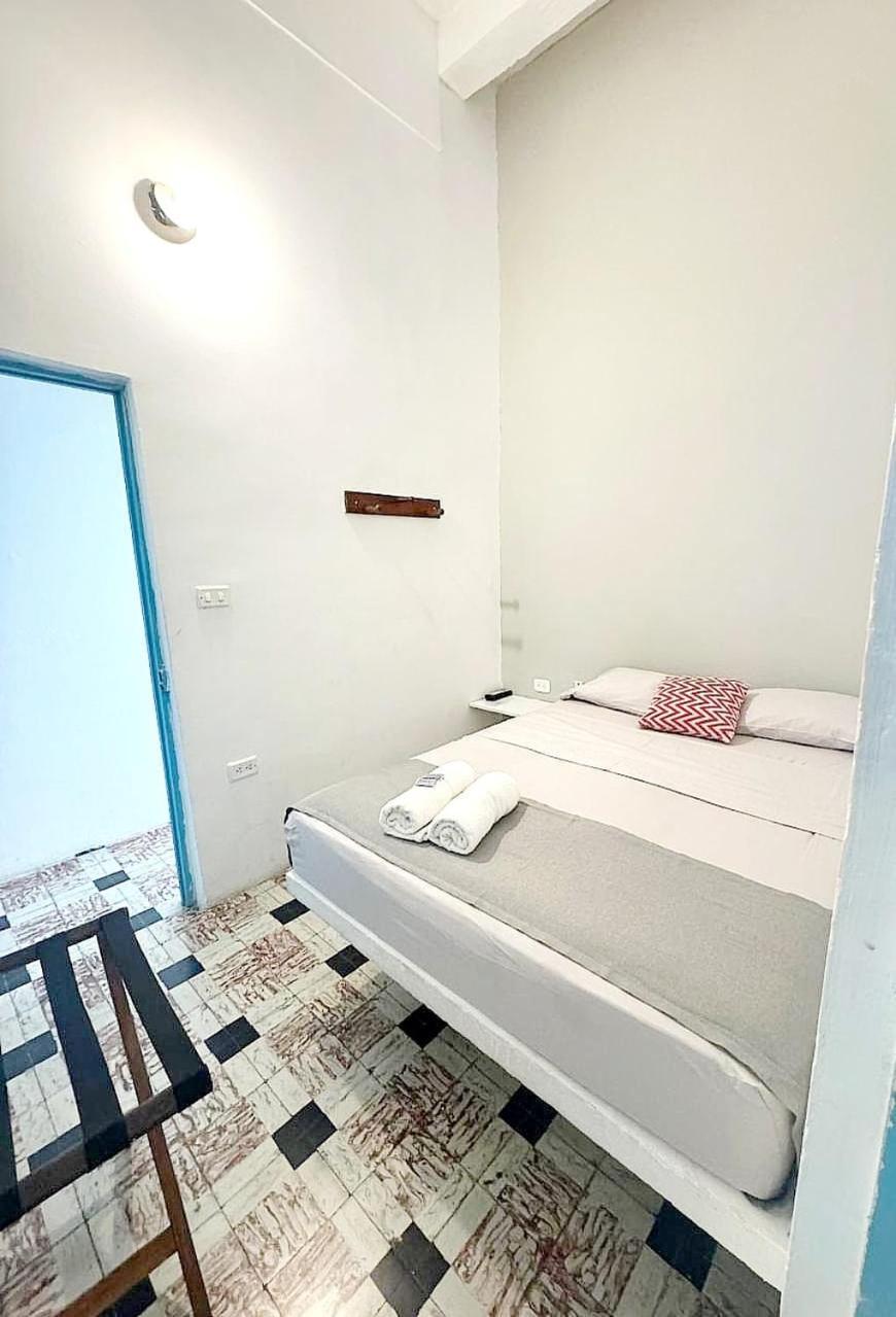 Hostal 1811 Картахена Экстерьер фото